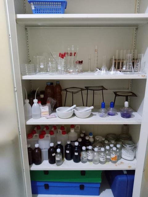 Alat dan bahan laboratorium